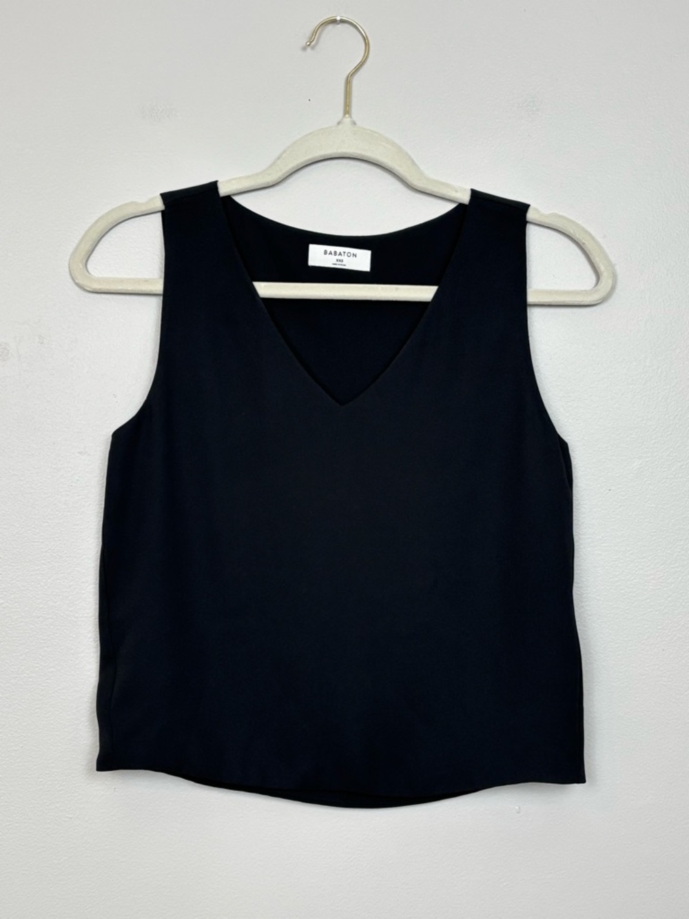 Babaton Top Womens XXS Black Aritzia‎ Sleeveless Boxy Crop V-Neck Tank